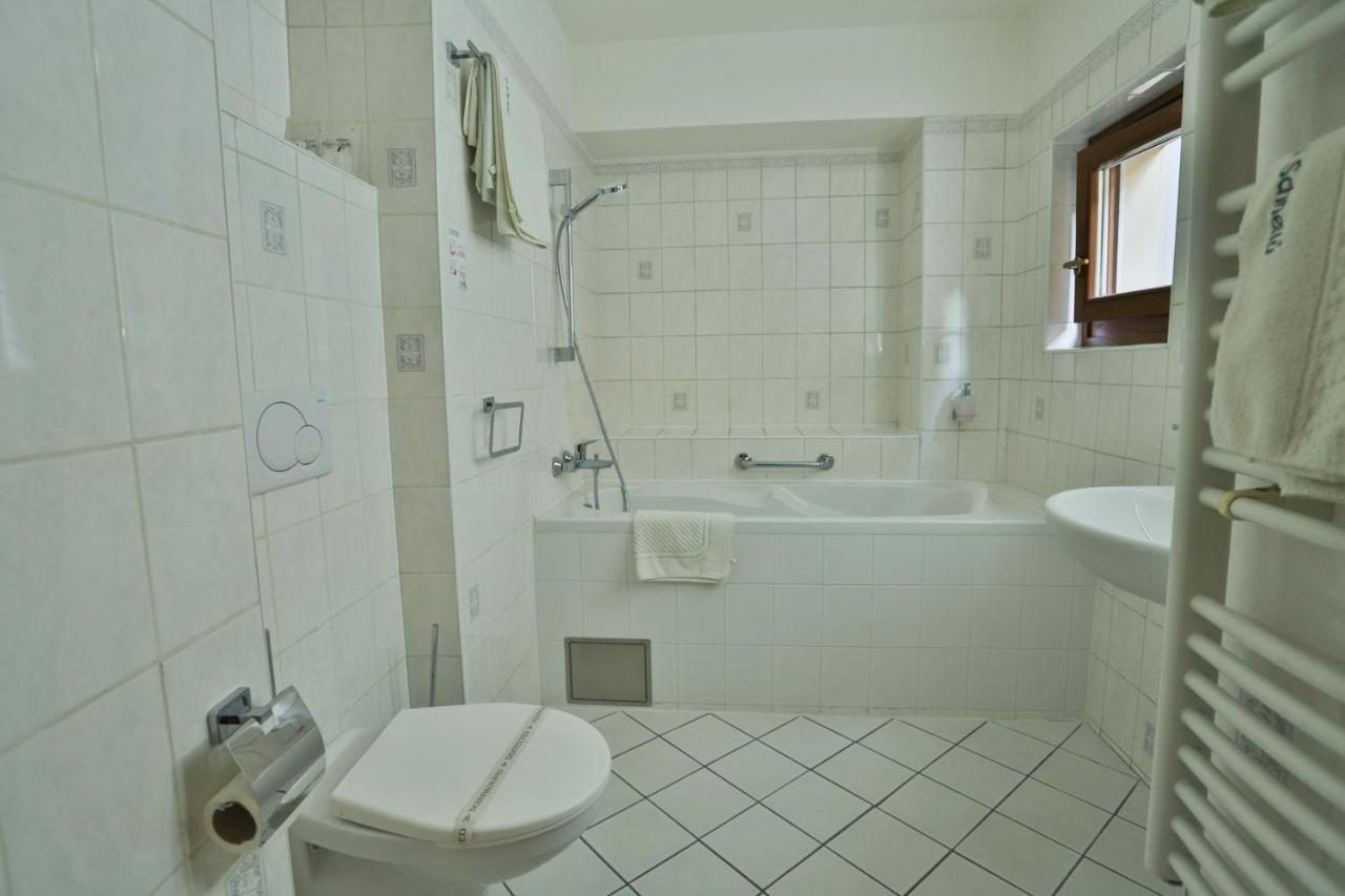 U Schnellu Hotel Praag Buitenkant foto