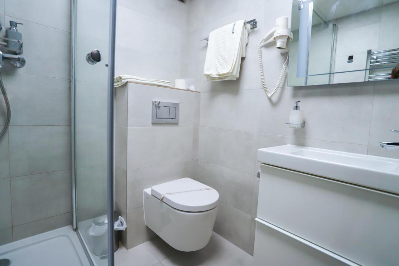 U Schnellu Hotel Praag Buitenkant foto