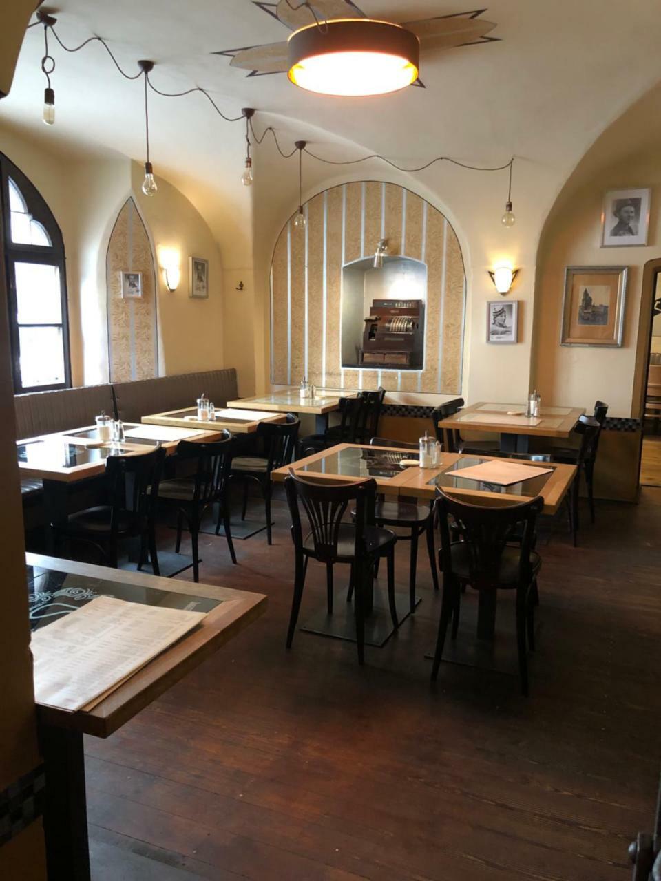 U Schnellu Hotel Praag Buitenkant foto